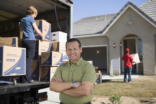 Expert packing and loading tips during a move in St Johns Wood